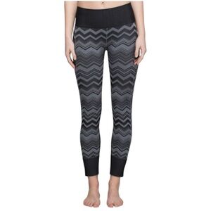 Lululemon Ebb to Street chevron leggings